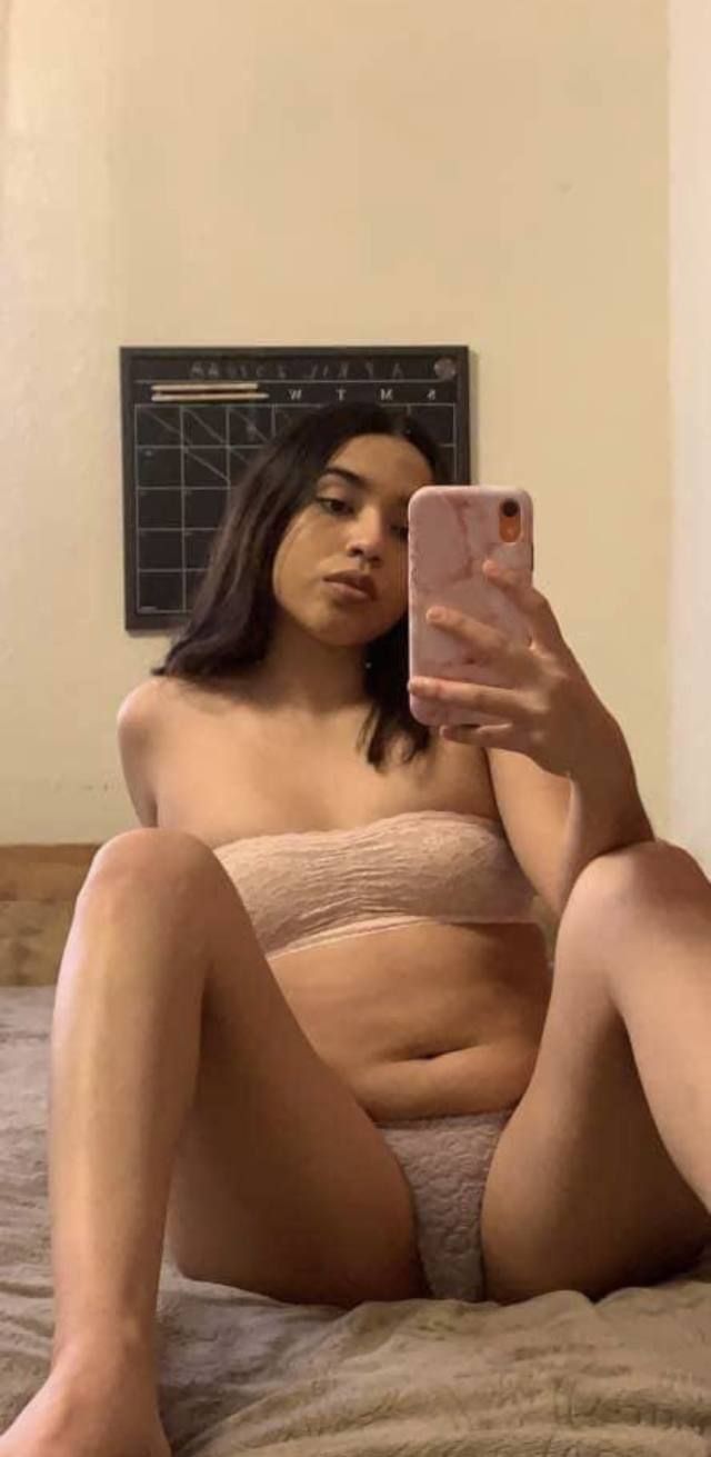 I'm Emily, I'm available for meetup fun add me on Telegram eminic or text me +18638350569 - Image 2